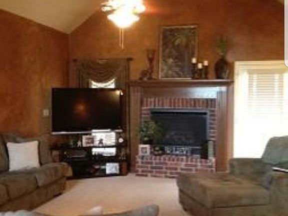 4th image of 6219 Country Dr