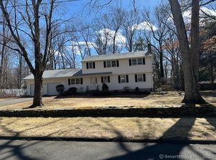 36 Duncaster Ln, Vernon, CT 06066