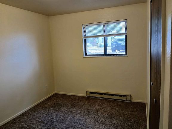 3rd image of 1734 Azalea Dr APT 5