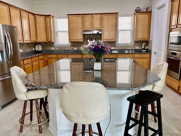 5th image of 3054 Danube Ct