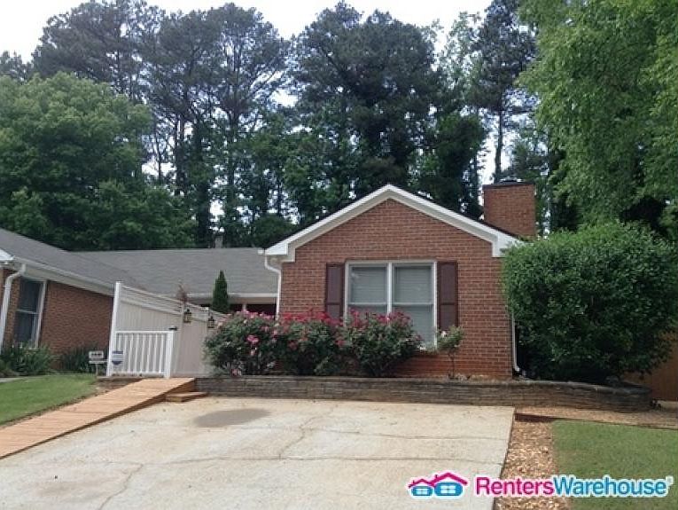 1st image of 1921 Cooper Landing Dr SE