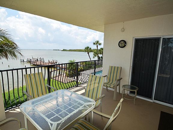 4th image of 161 Majestic Bay Ave Unit 201