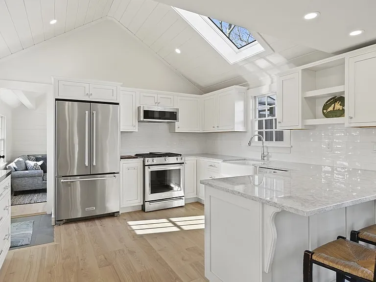 29 Mercier Way — Photo 4
