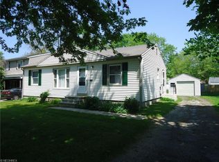 653 Cherokee Trl, Willoughby, OH 44094