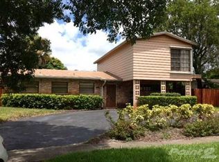 5421 NW 11th St, Lauderhill, FL 33313