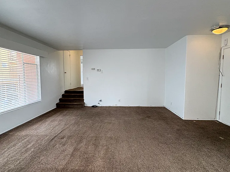 216 Orange St — Photo 8