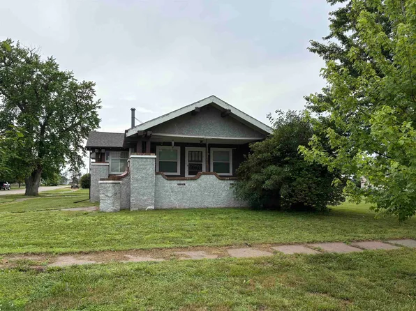 265 S Madison St, Pilger, NE 68768
