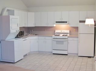 2 Wall St APT 5, Raritan, NJ 08869