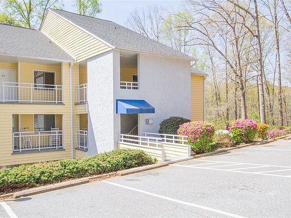 2nd image of 2112 Northlake Dr
