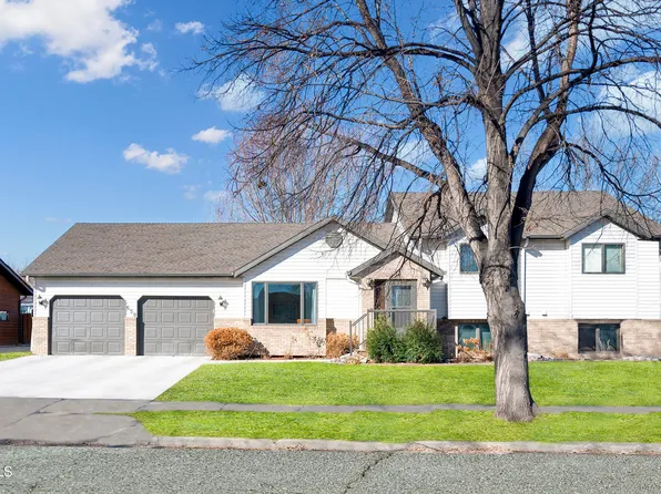 658 Cottonwood Loop, Bismarck, ND 58504