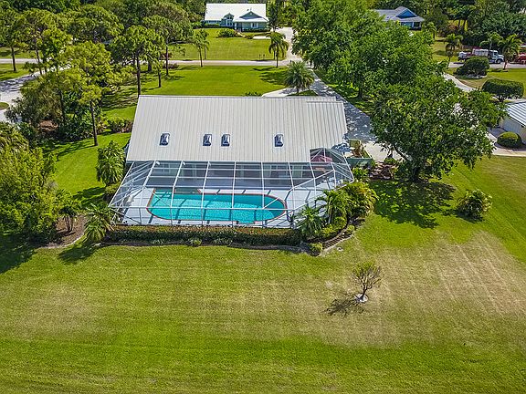 5th image of 4795 SW Bimini Cir S