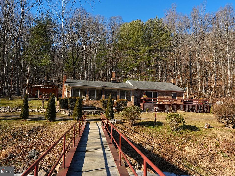 1st image of 948 Dismal Hollow Rd