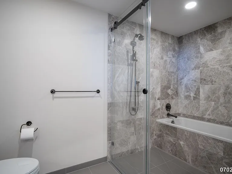 333 Ward Ave #1306 — Photo 23