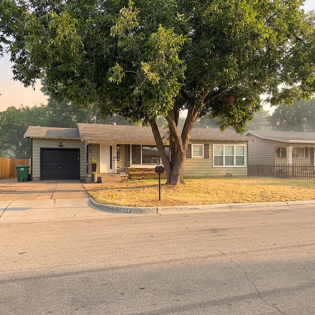 3 bed, 2.0 bath, 1600 sqft, $3,400 — Photo 1