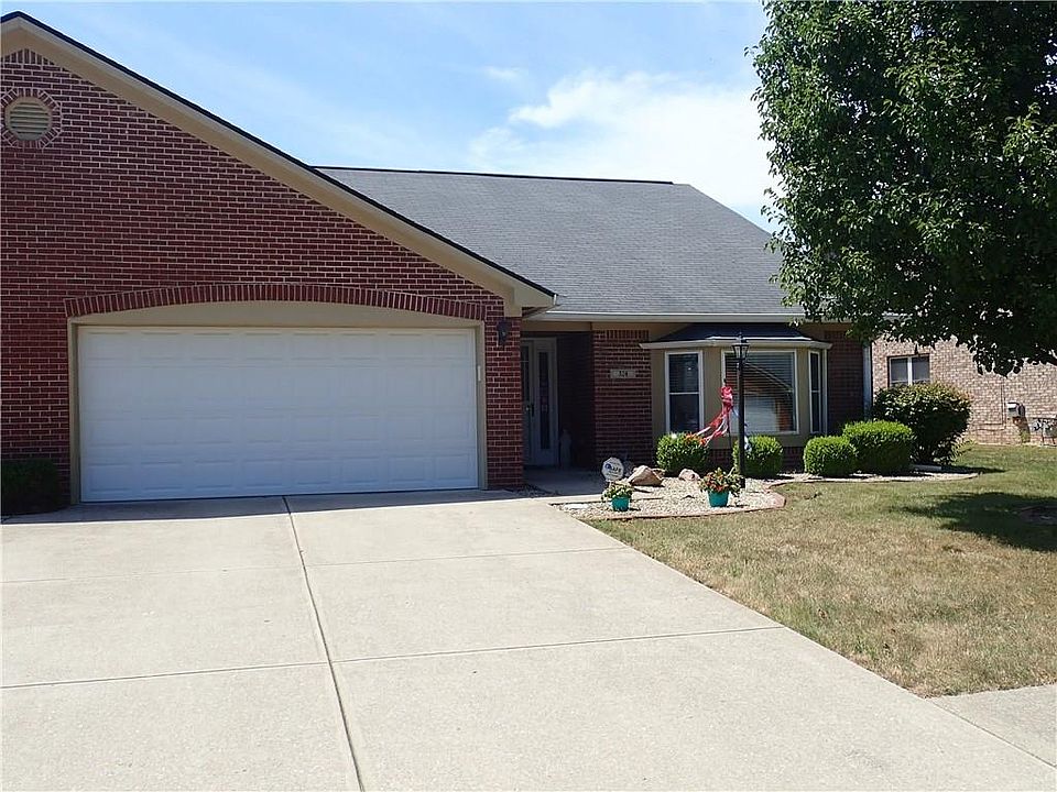 1st image of 328 Waterford Ln