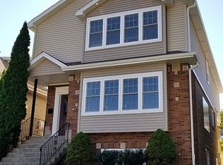 7913 W Fletcher St, Elmwood Park, IL 60707