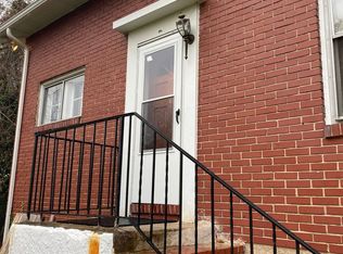 2108 Thistlebloom Ave T2108-APT B, Gwynn Oak, MD 21207