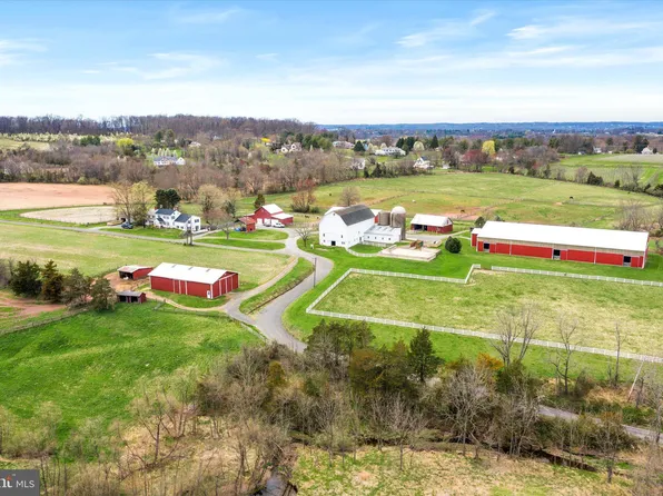 28 Rocktown Rd, Ringoes, NJ 08551