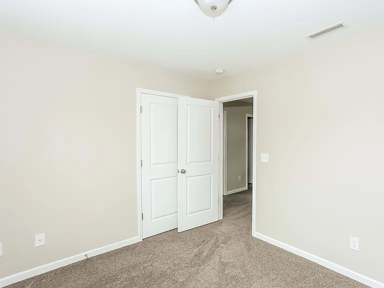 2445 Spruce St — Photo 10