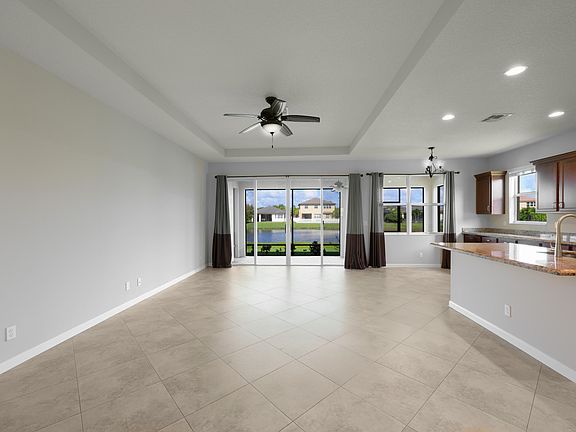 5th image of 11263 SW Barton Way