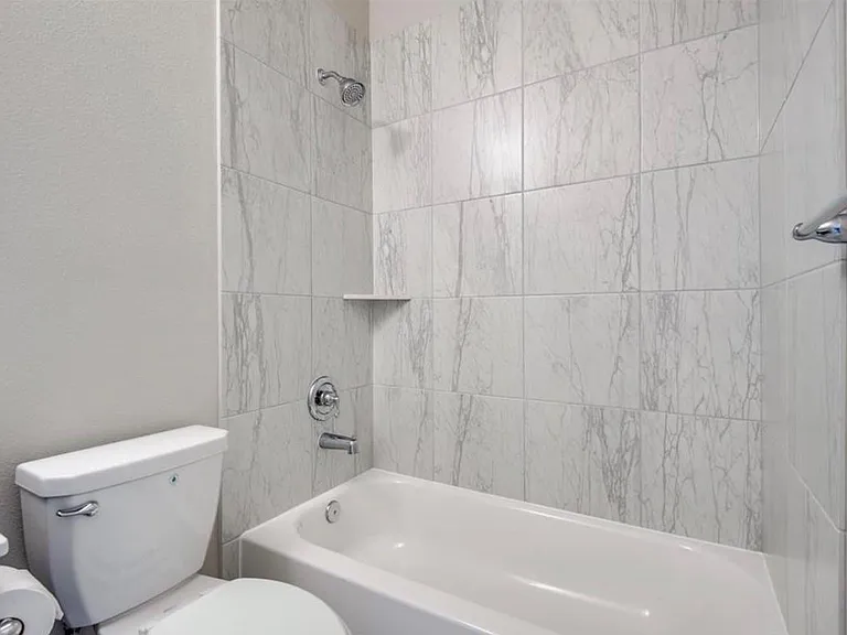 523 Timber Voyage Ct — Photo 13