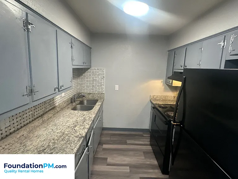 1283 E Raines Rd — Photo 6