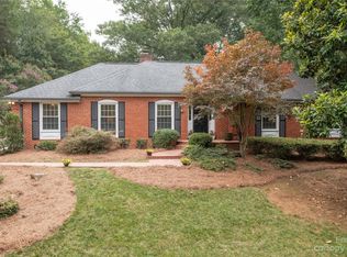 4301 Deepwood Dr, Charlotte, NC 28226