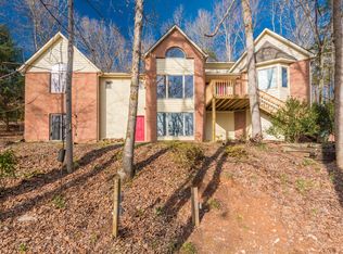 11418 Berry Hill Dr, Knoxville, TN 37931