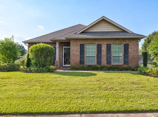 315 Camellia Ct, Freeport, FL 32439