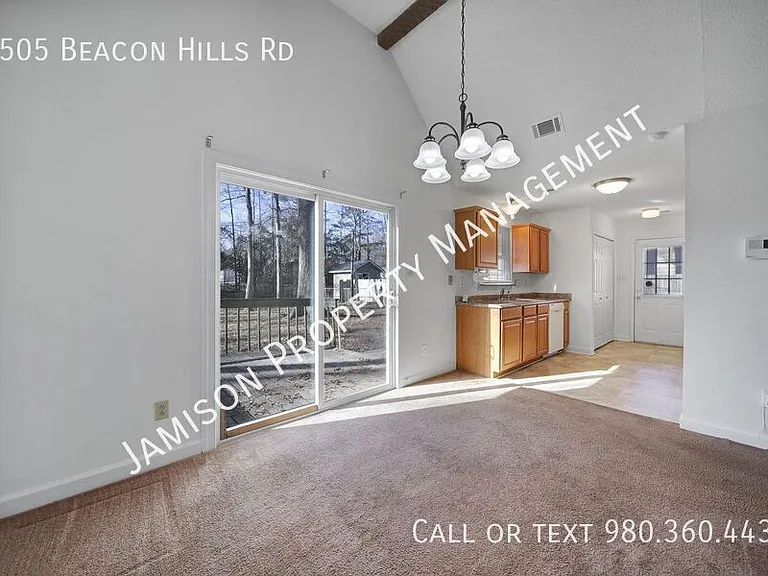 8505 Beacon Hills Rd — Photo 6