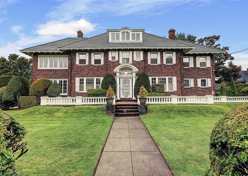 1st image of 1363 Narragansett Blvd