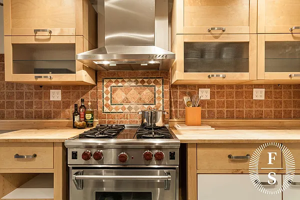 Rented by Pomona Malone Inc | media 21