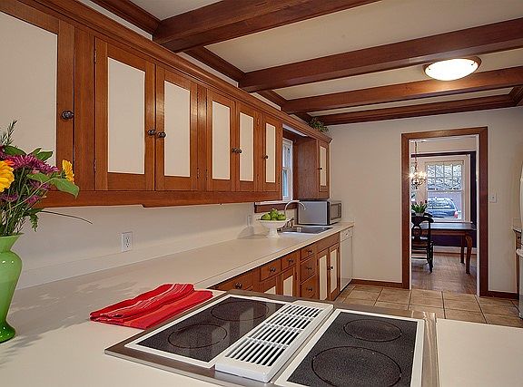 4th image of 4145 42nd Ave NE