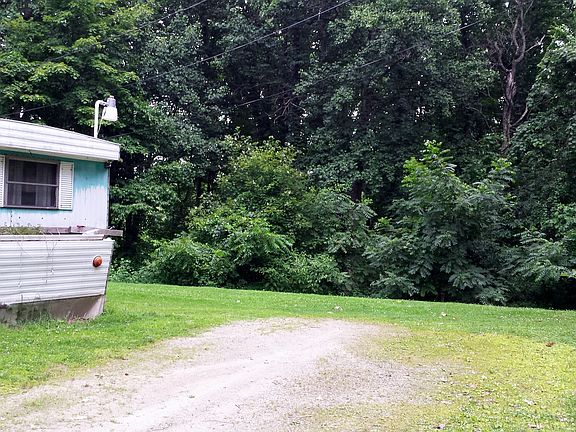 4th image of 362 Quarry Dr