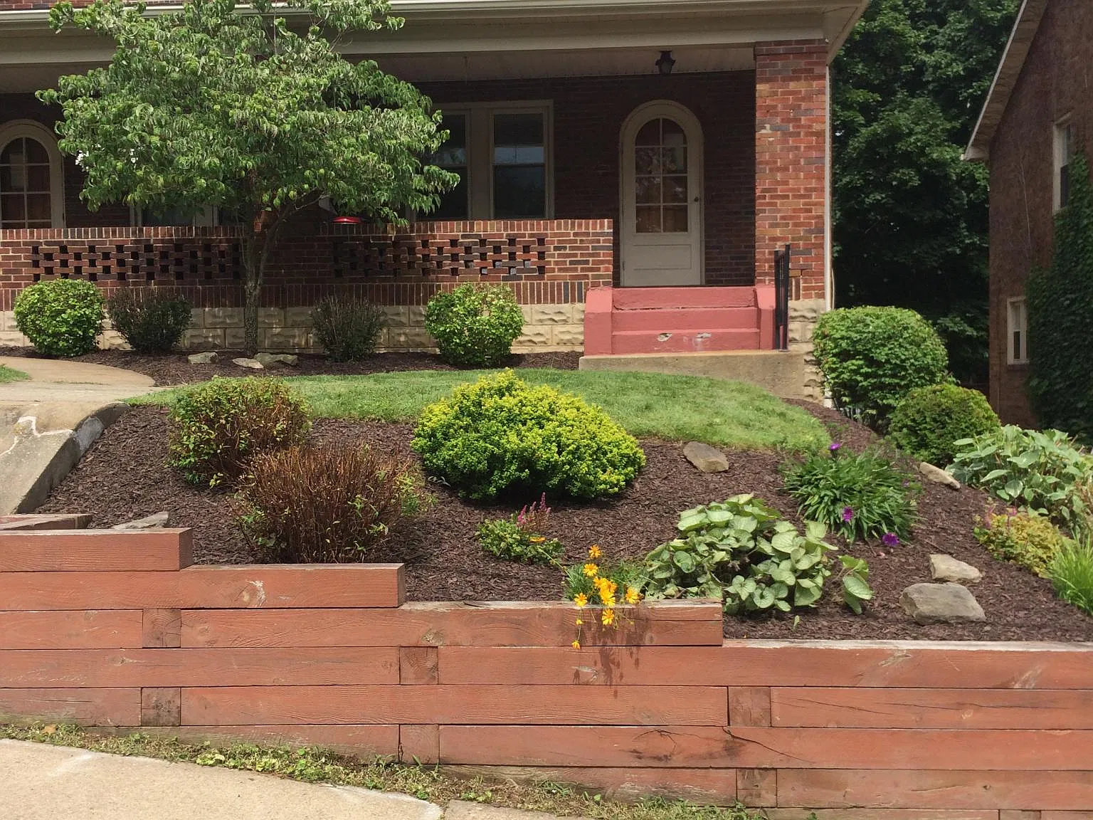 3 bed, 1200 sqft, $1,575 — Photo 3