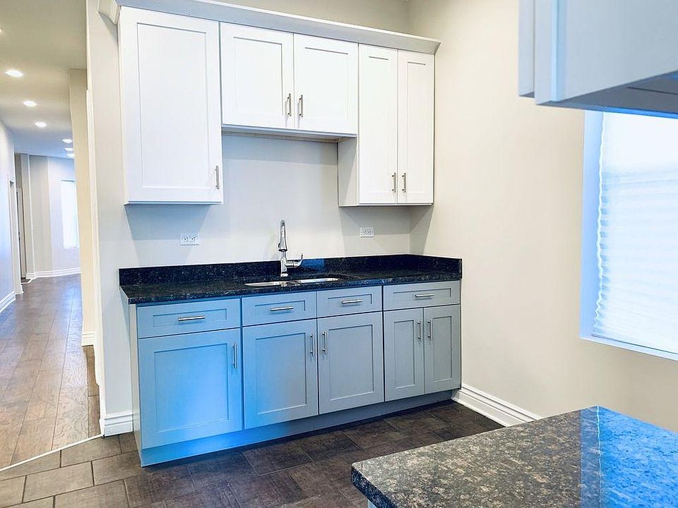1st image of 163 E Kensington Ave #1