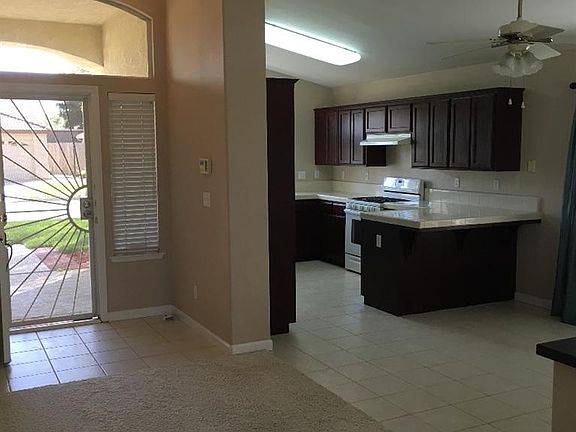 5th image of 2136 E Powers Ave