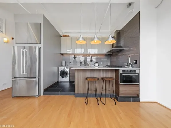 633 S Plymouth Ct, Chicago, IL