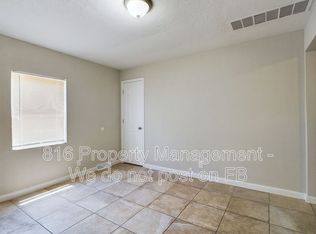 8720 E Winner Rd #1/2, Independence, MO 64053