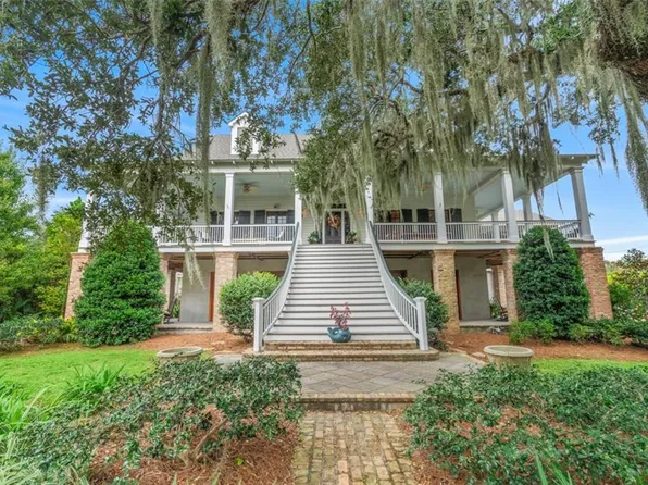 2505 Lakeshore Dr, Mandeville, LA 70448