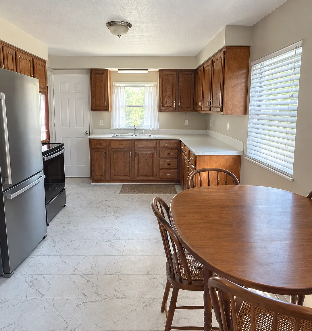 2 bed, 1000 sqft, $1,700 — Photo 3