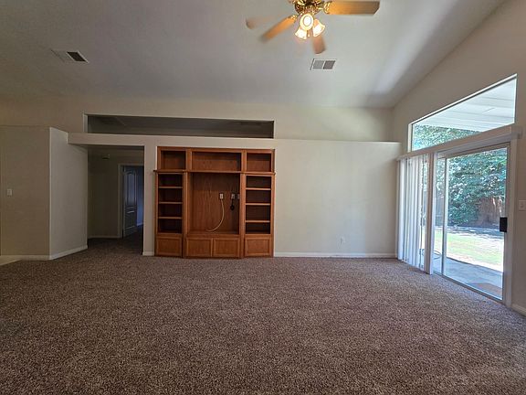 5th image of 10104 Brookline Woods Dr