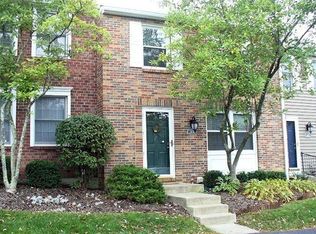 2855 Mossy Brink Ct, Maineville, OH