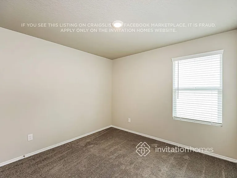 128 Hollywood Dr — Photo 12
