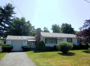 117 Dewitt St, Springfield, MA 01129