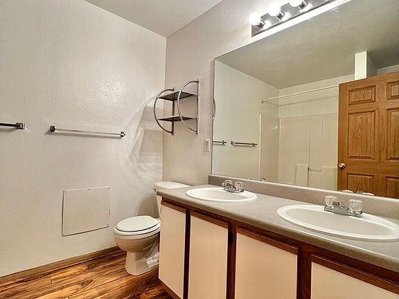 2nd image of 2226 W Elizabeth St Unit D104