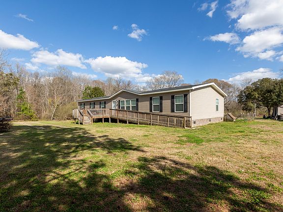 2nd image of 161 Wagon Trail Rd