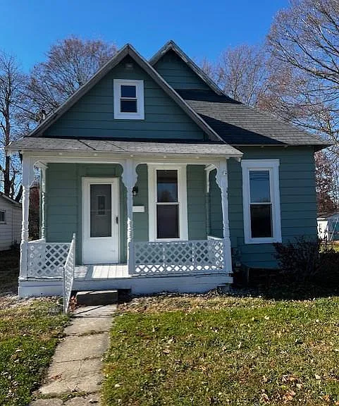 247 N 8th St — Photo 1