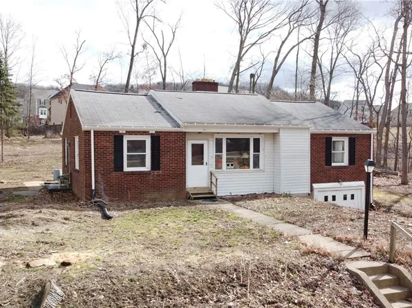 165 Aleah Dr, Mars, PA 16046