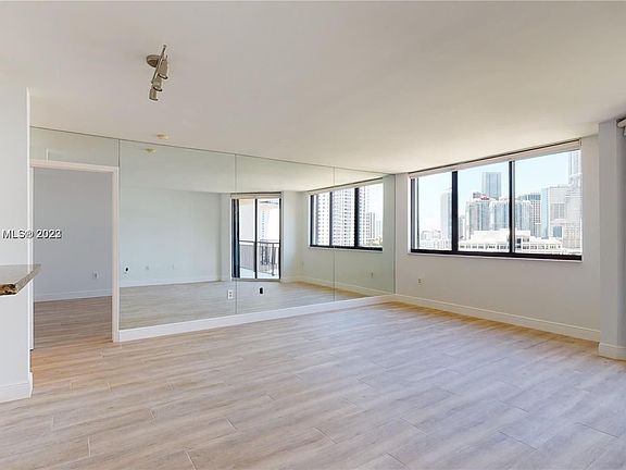 5th image of 540 Brickell Key Dr APT 1111